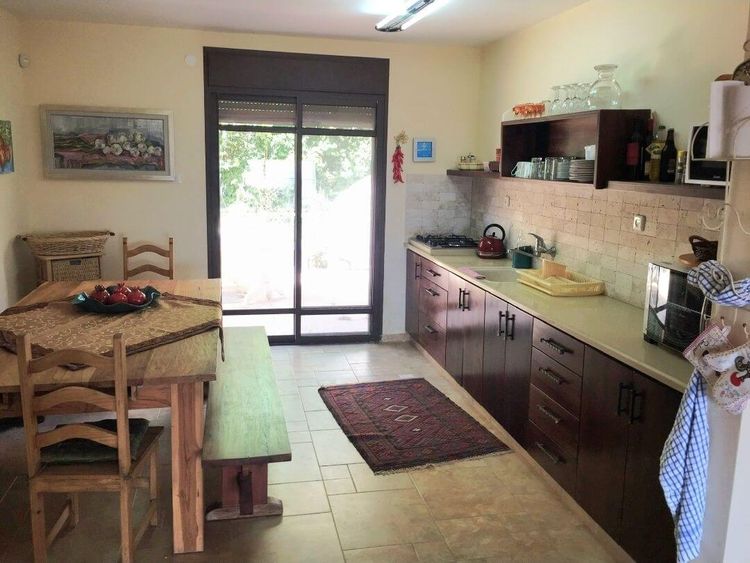 קוטג' כפרי מקסים למכירה בצפון צפת