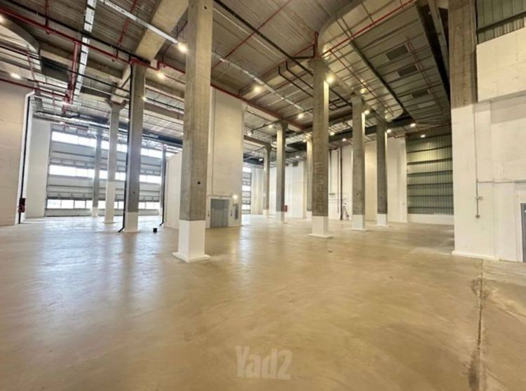 למכירה במודיעין מרלו״ג 2318 מטר