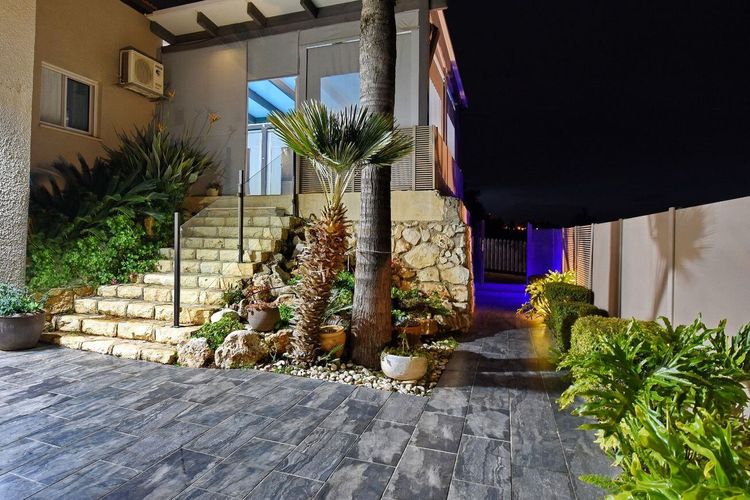 קוטג' פינתי מושקע ייחודי ויוקרתי בצפת