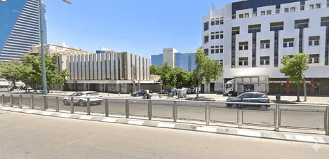 נכס היסטרי וחד פעמי עם 4 חניות ותפעול