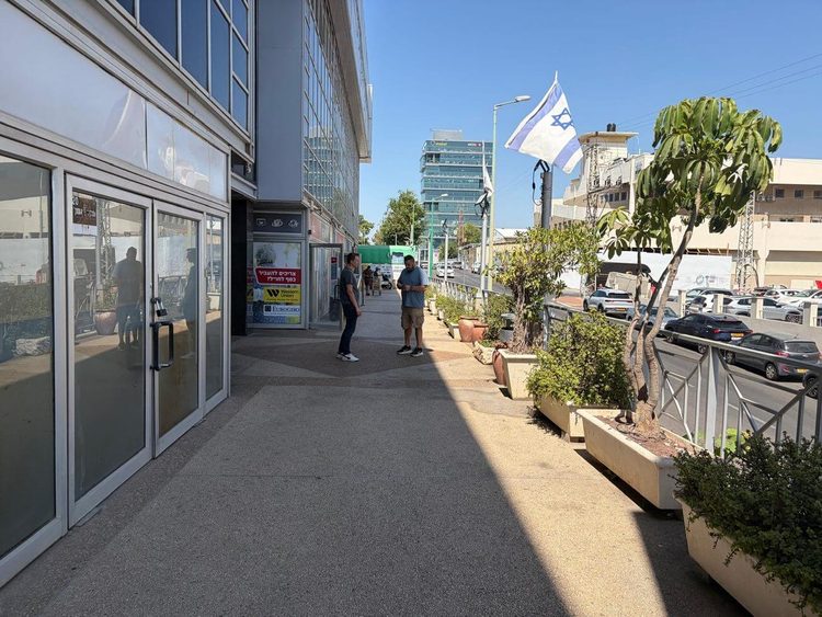 קומת קרקע מסחרי בקרית מטלון