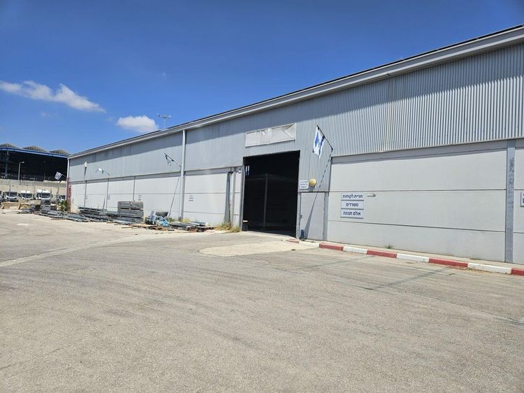 שטח תעשיה ואחסנה להשכרה בבני עיי"ש