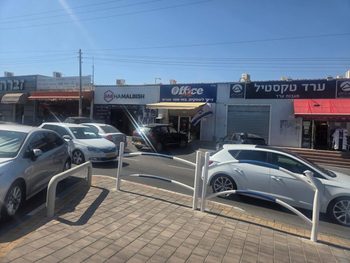 חנות במיקום מרכזי באזור תעשיה ישן