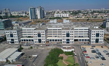 משרדים להשכרה מגדלי הסיבים, פ"ת | במגוון גדלים מ"ר