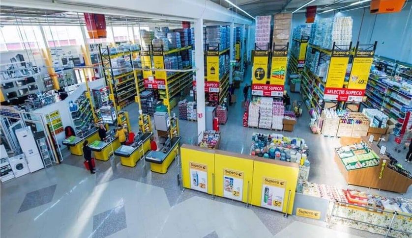 מרכז מסחרי מושכר במלואו , רומניה