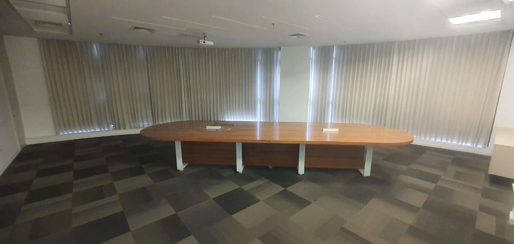 קומת משרדים מפואר להשכרה