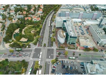 מבנה 3,500 מ"ר בהרצליה למגוון שימושים