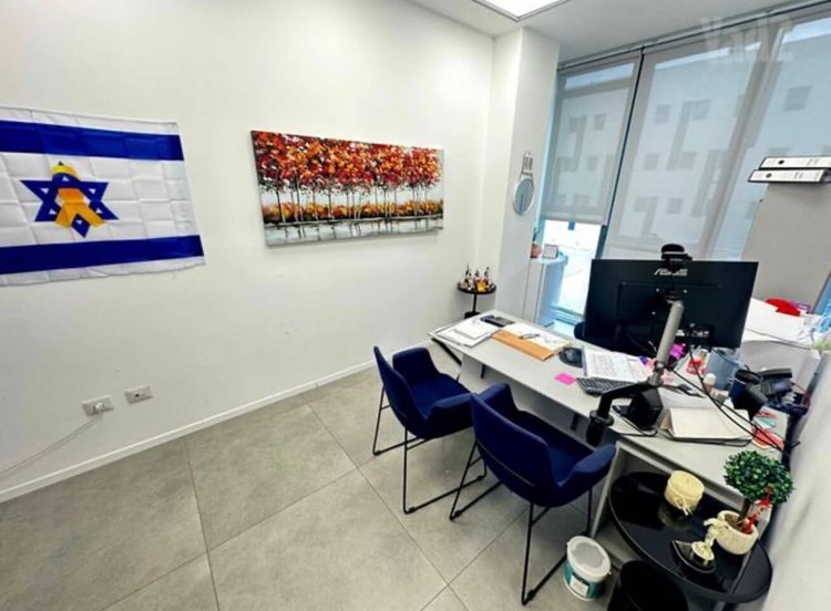 משרד 61 מטר להשכרה במודיעין