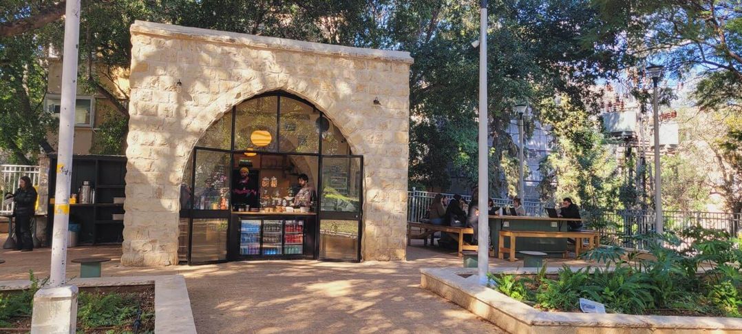 נדל"ן מניב דירה מחולקת ליחידות דיור
