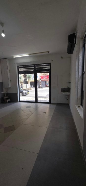 להשכרה חנות נהדרת בלב הדר!