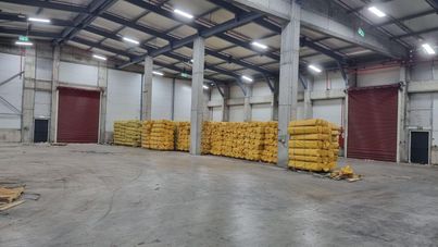 להשכרה מבנה אחסנה 2,300 מ"ר בכנות