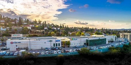 נכס מסחרי להשכרה במשה דיין, ראש העין - 162 מ״ר