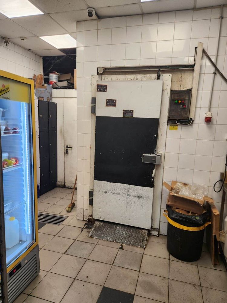 למכירה מאפיה עם 25 שנות ותק בירושלים