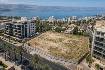 למכירה מגרש בעירוב שימושים בצפון