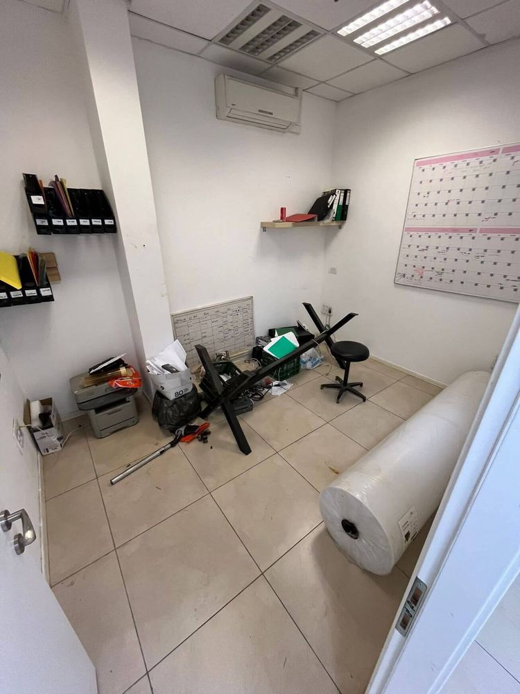 מבנה תעשייה תקרה גבוה